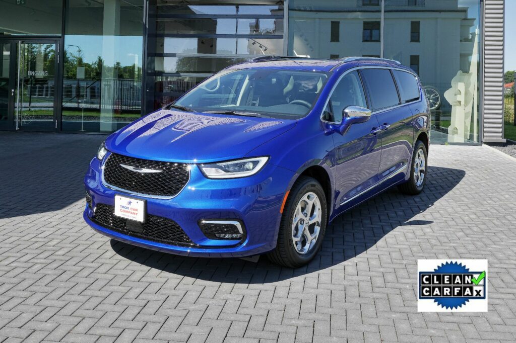 CHRYSLER Pacifica