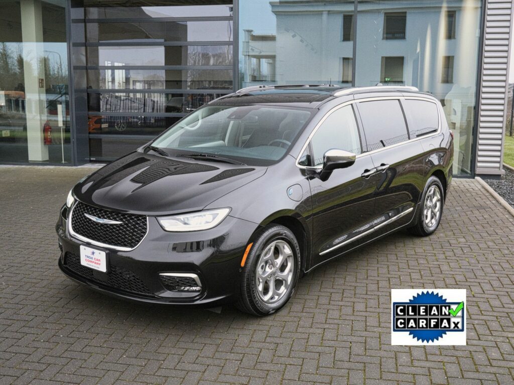 CHRYSLER Pacifica