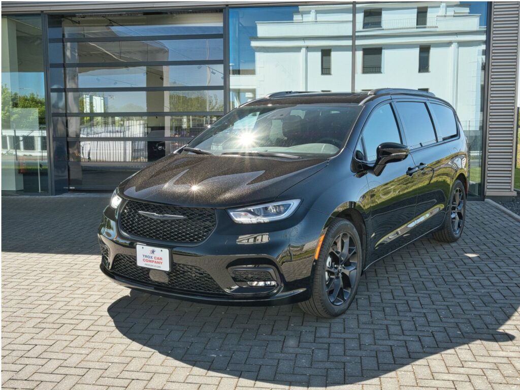 CHRYSLER Pacifica