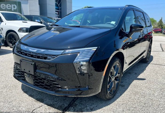 CHRYSLER Pacifica