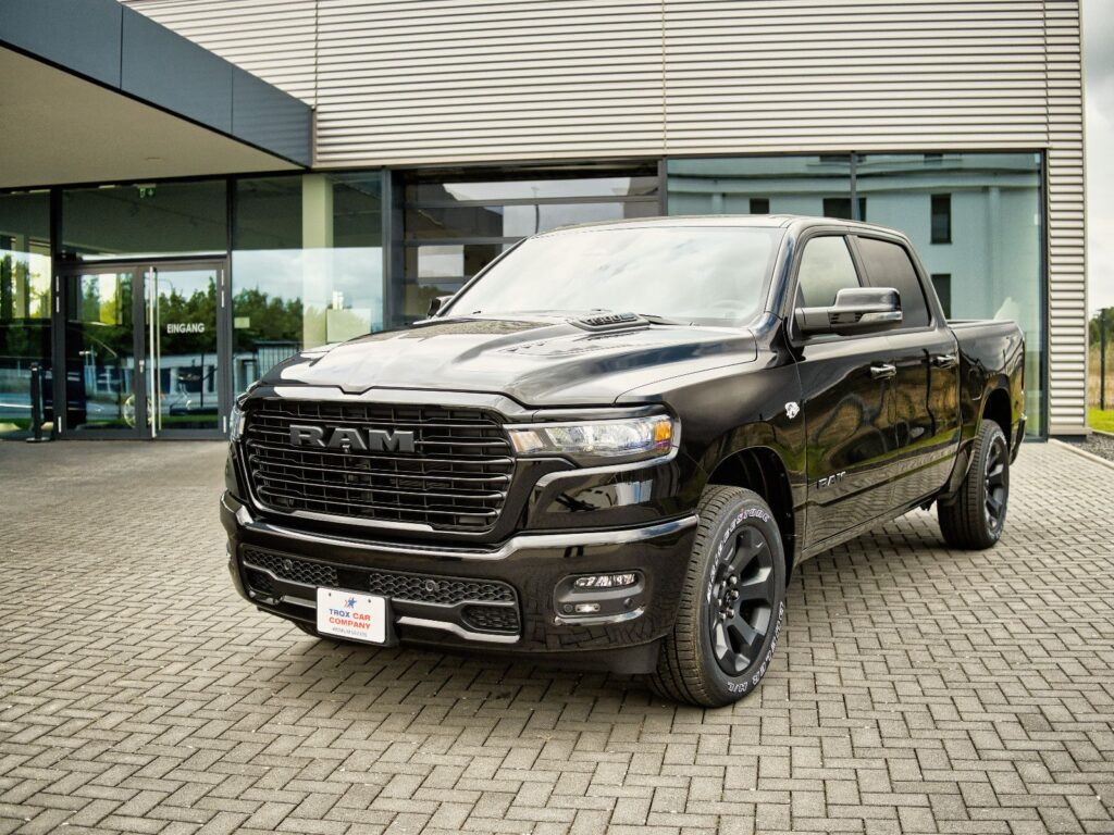 DODGE RAM